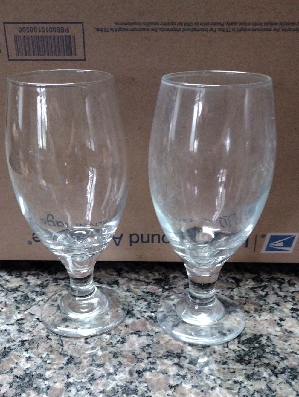 Lot of 2 wine glasses gently used 7" height